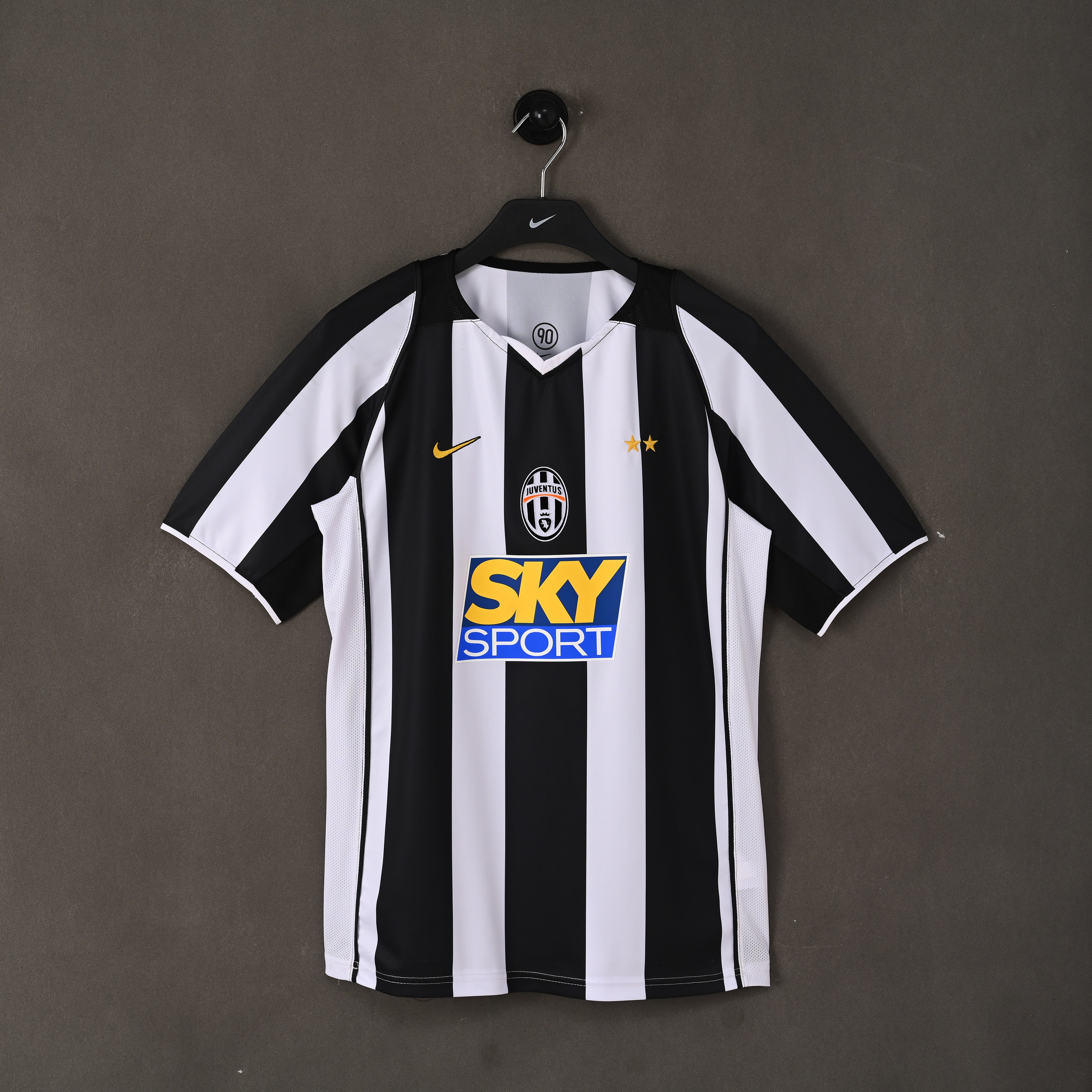 2004/05 Juventus Retro Home Kit