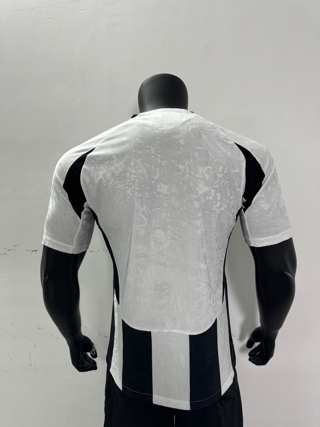 24/25 Juventus Home Kit