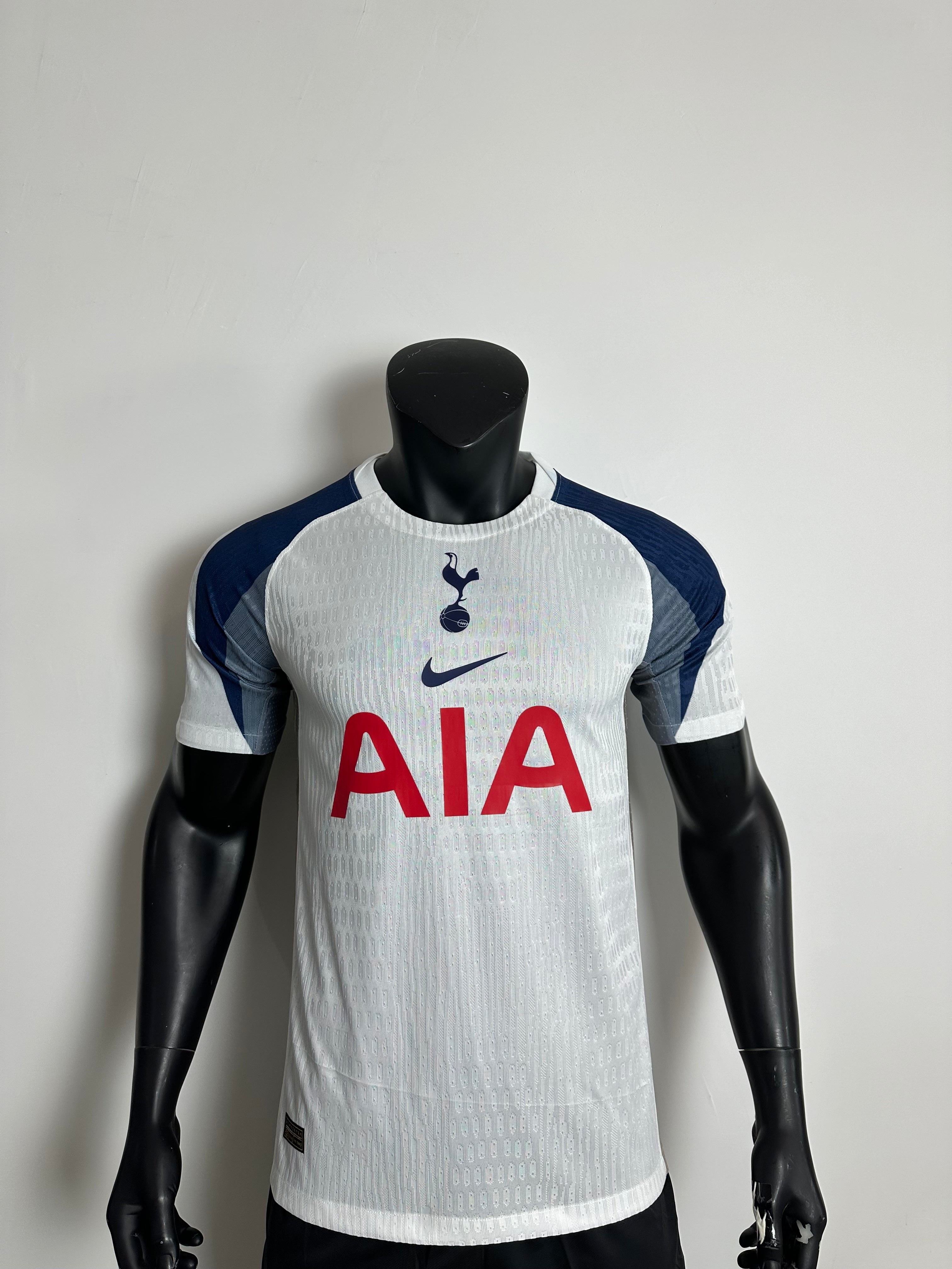 25/26 Tottenham Hotspur Home Kit