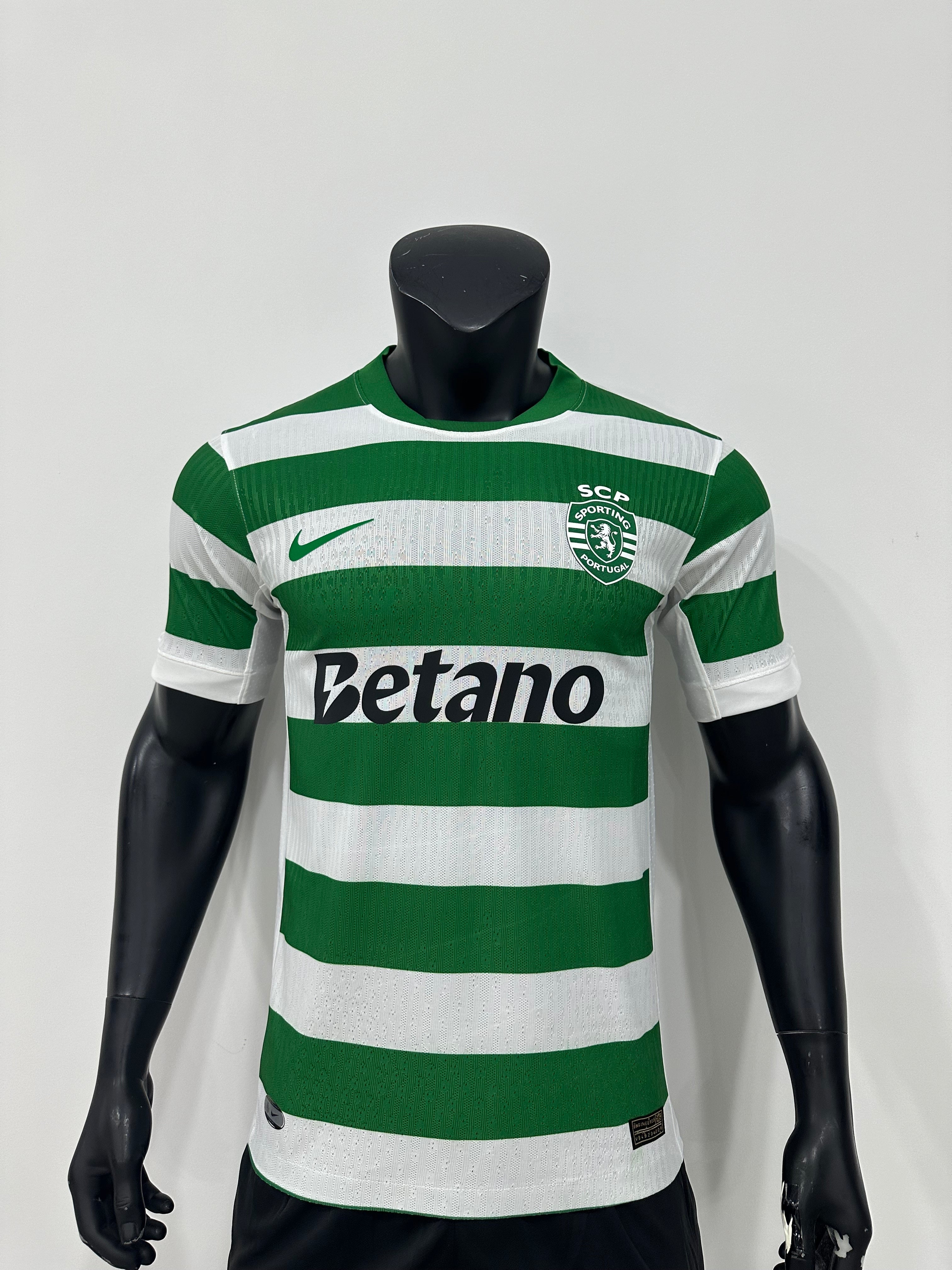 25/26 Sporting Home Kit