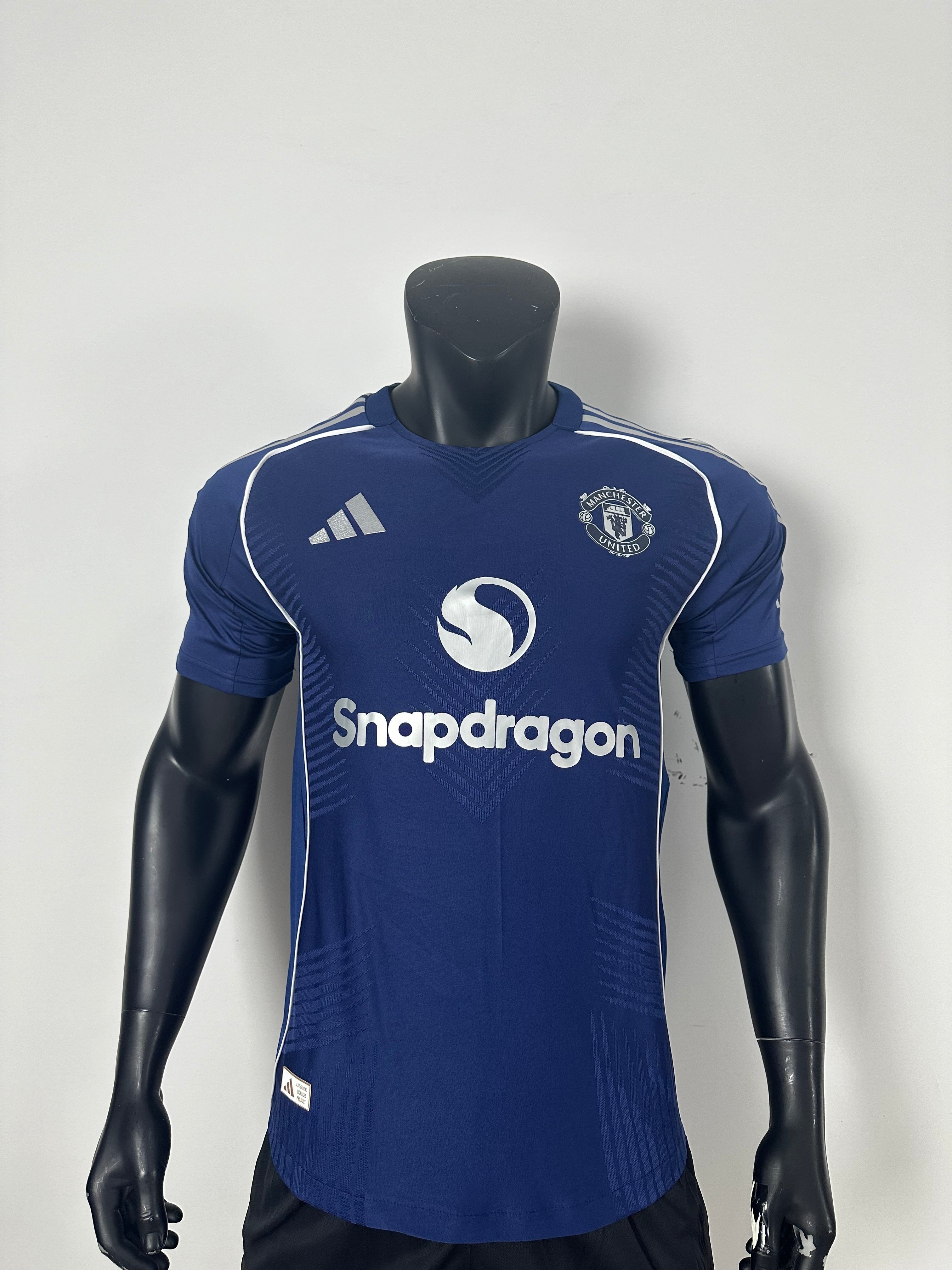 25/26 Manchester United Away Kit