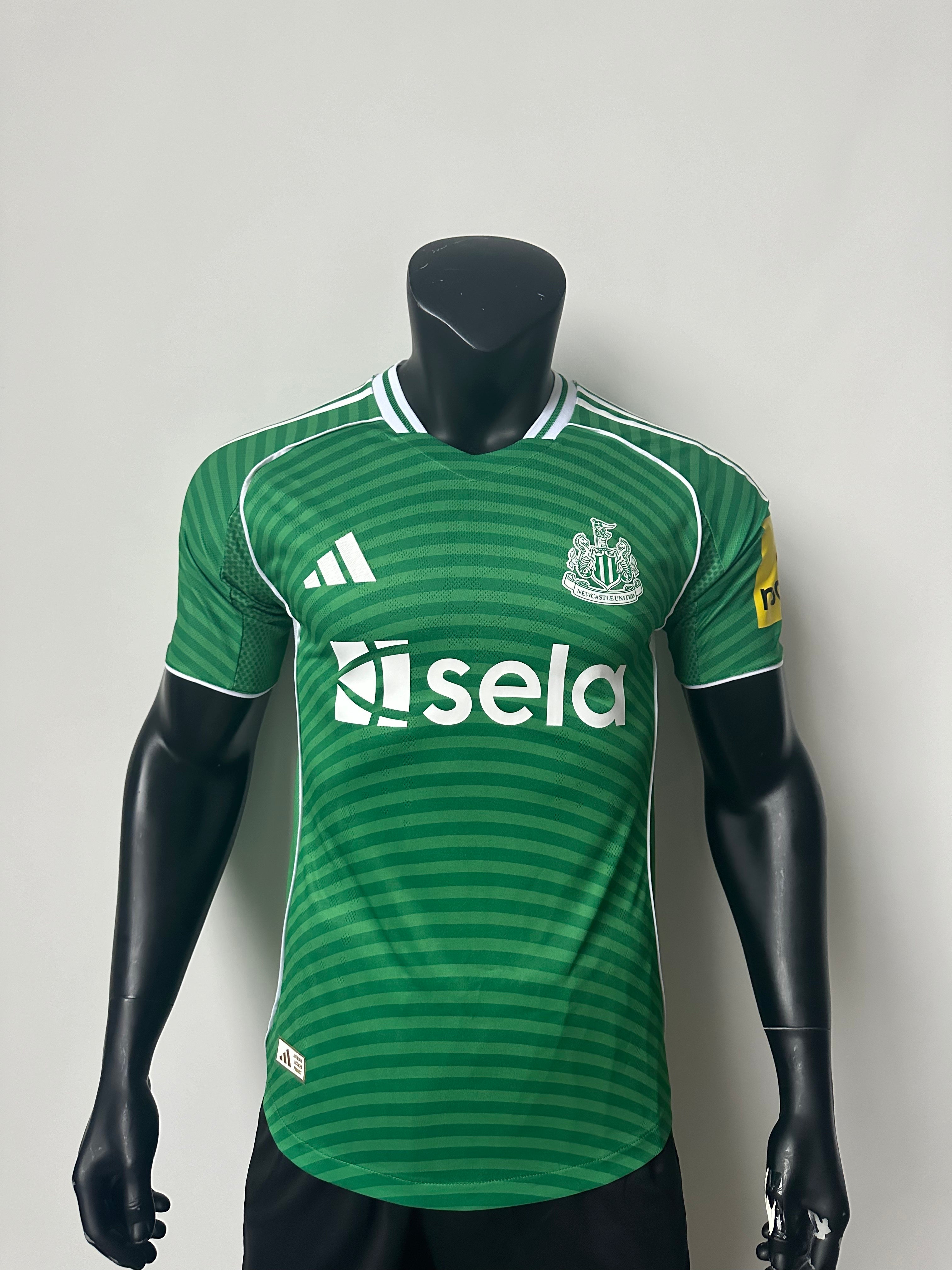 25/26 Newcastle Away Kit