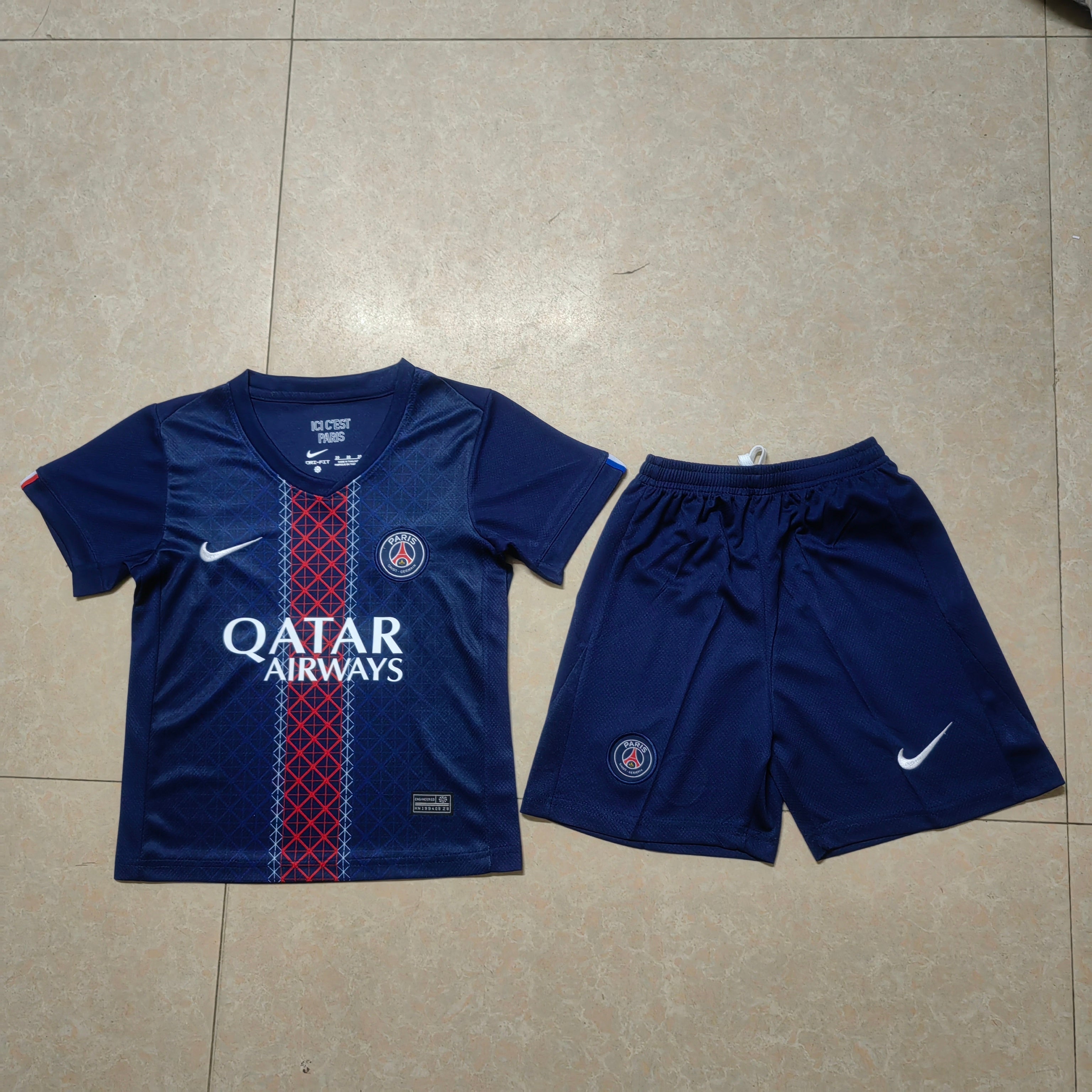25/26 Paris Saint-Germain Kids Home Kit